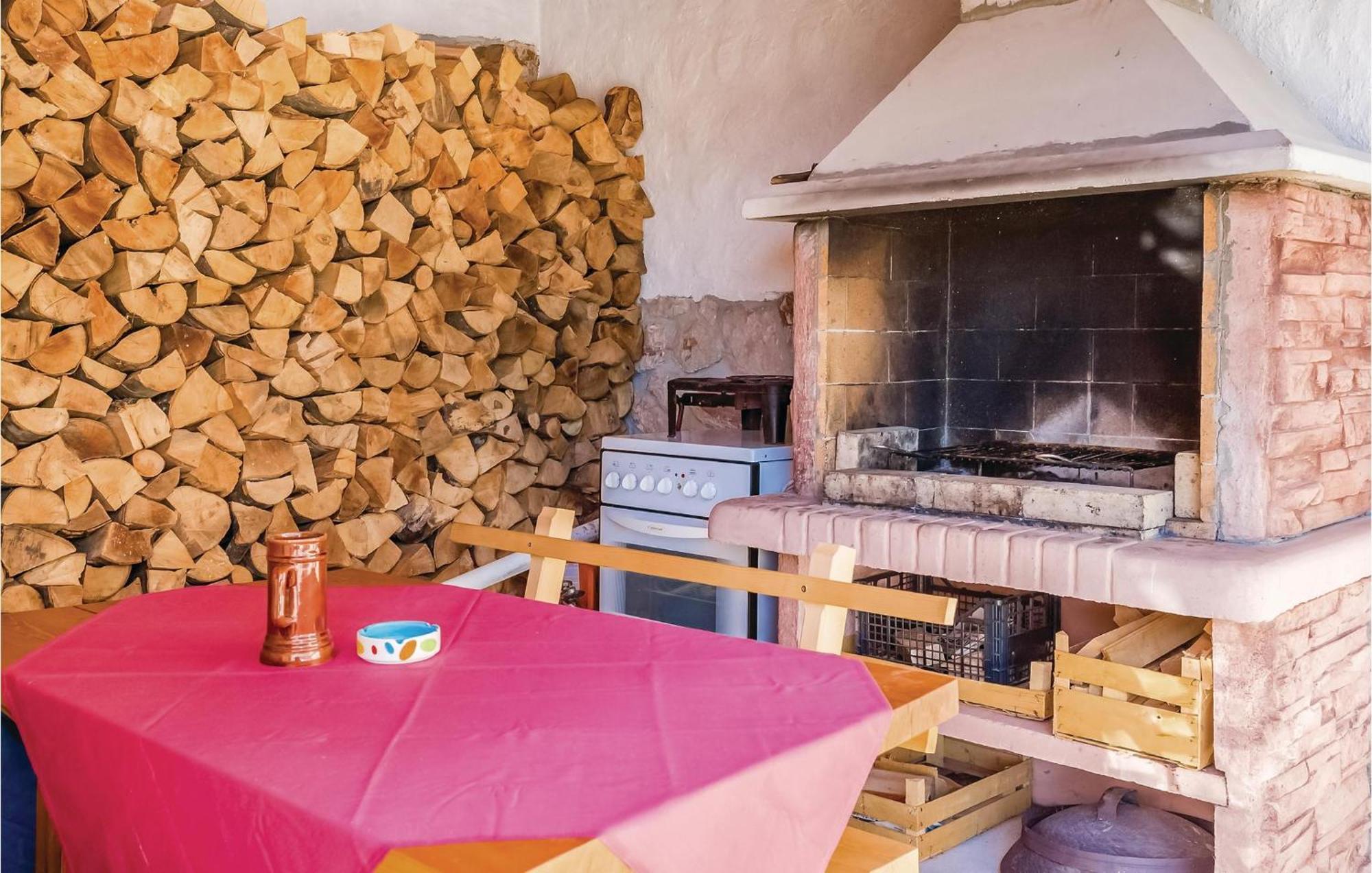 Stunning Apartment In Novi Vinodolski With Wifi Luaran gambar