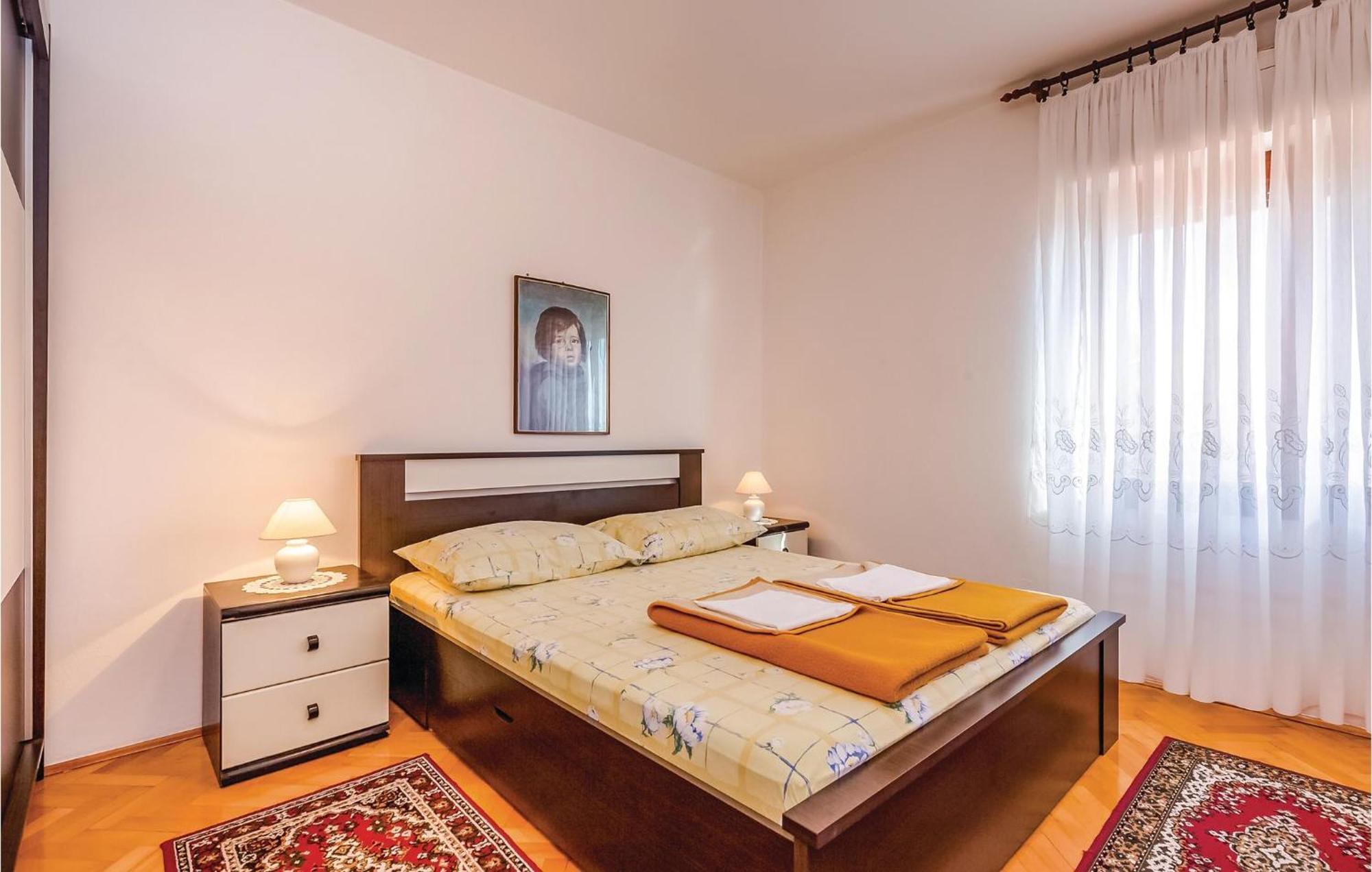 Stunning Apartment In Novi Vinodolski With Wifi Luaran gambar